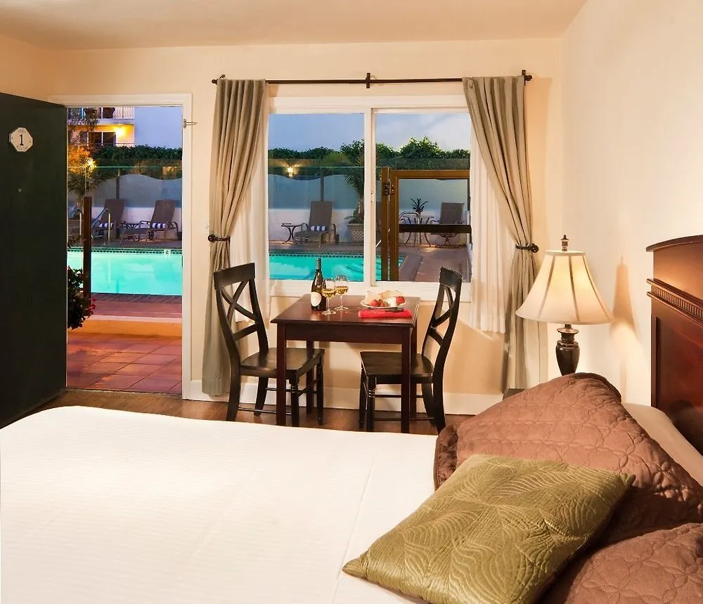 여관 Blue Sands Inn, A Kirkwood Collection 4*