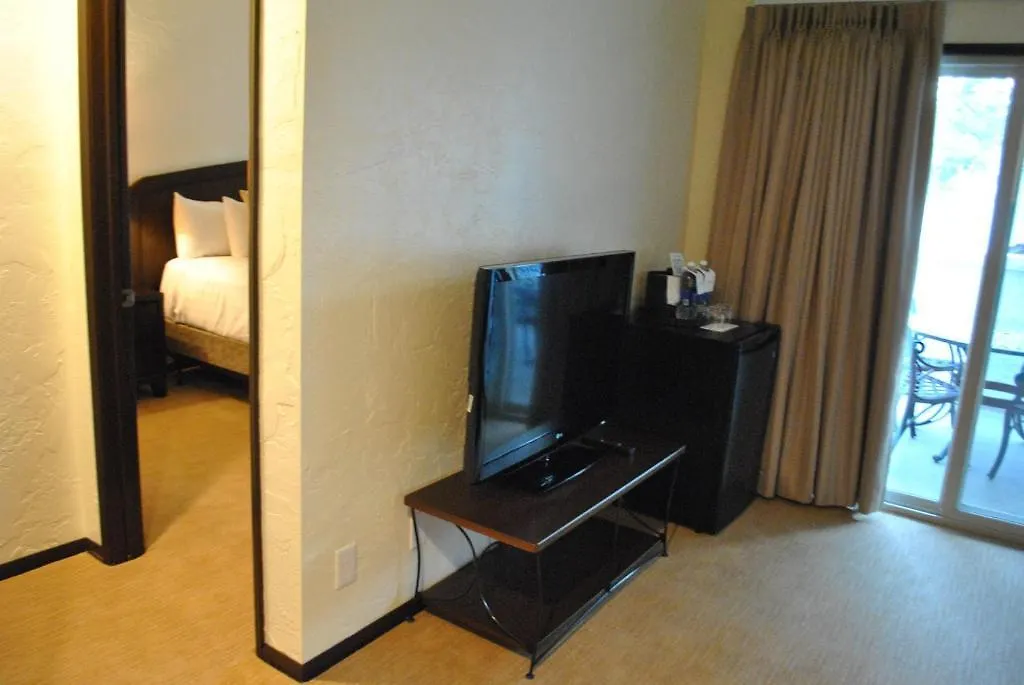 Palmoro House Hotel Santa Barbara