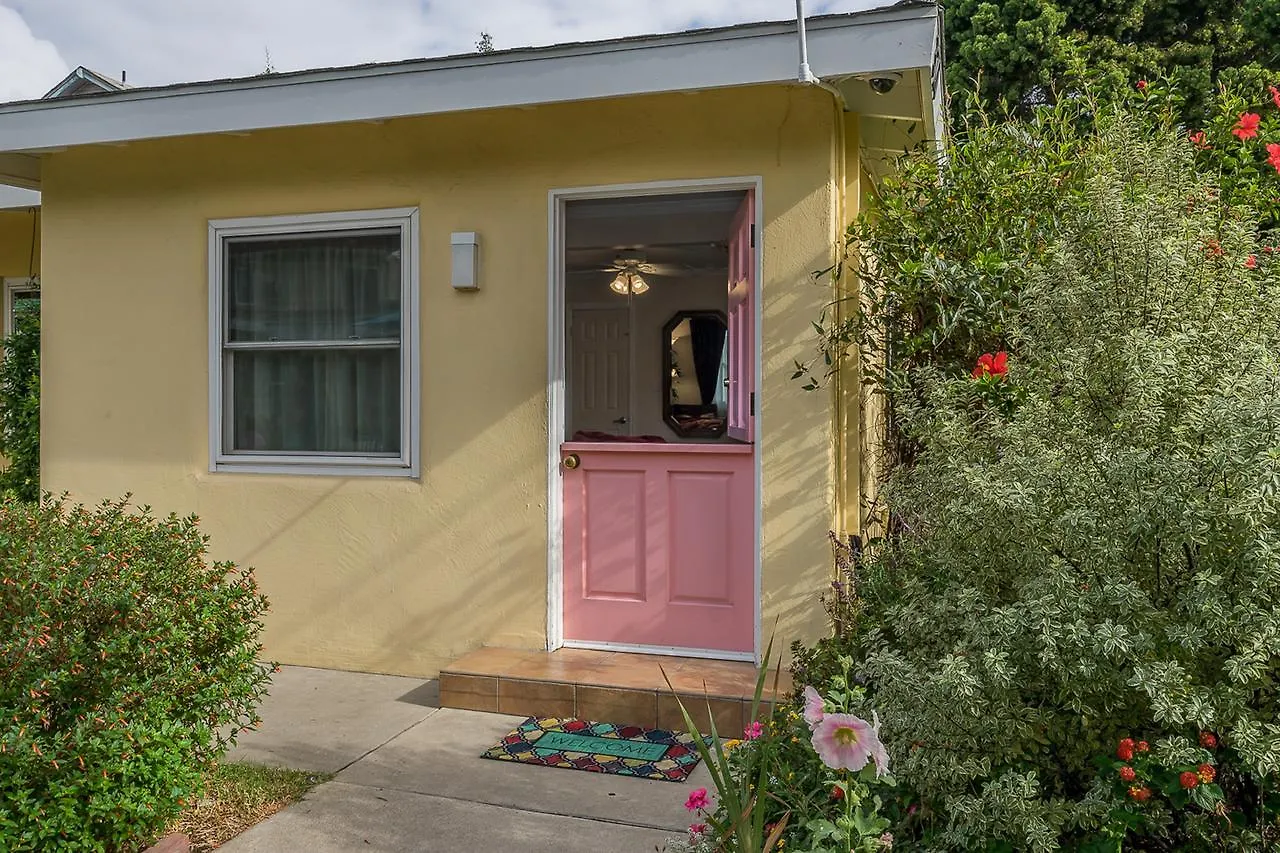 House אורחן 2*