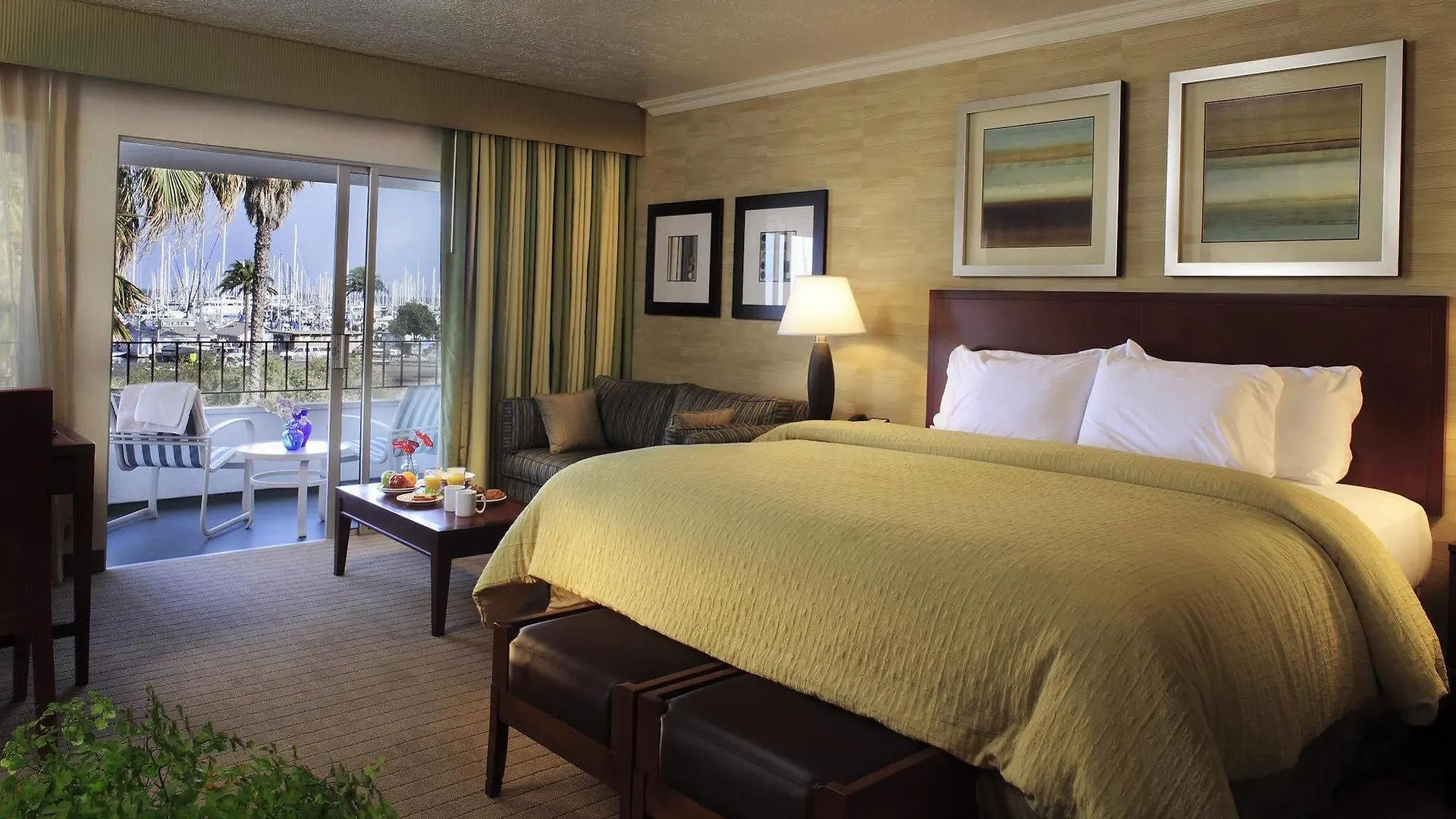 West Inn, A Coast Santa Barbara