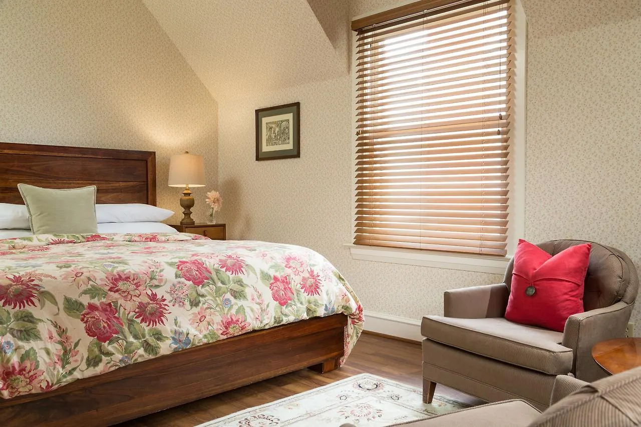 Cheshire Cat Inn&cottages Bed & Breakfast