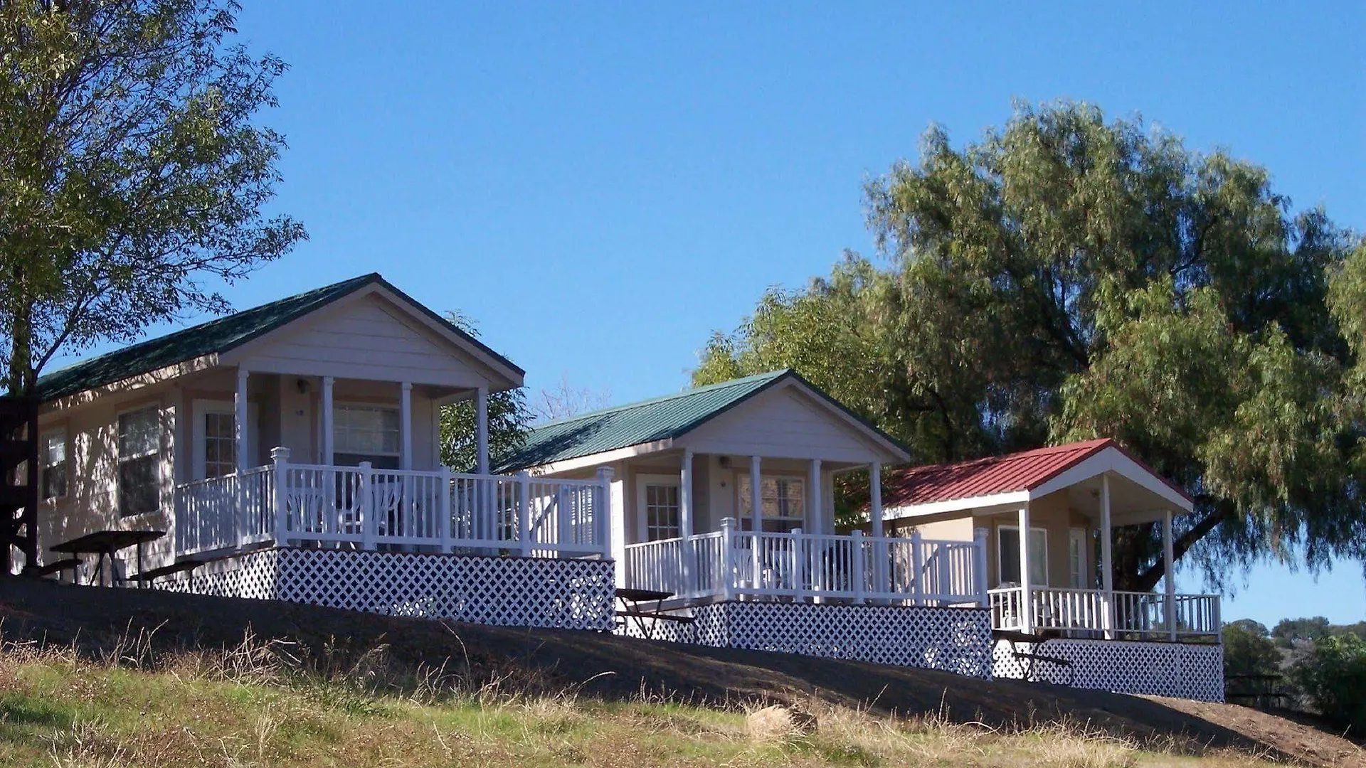 Hotel Rancho Oso Rv & Camping