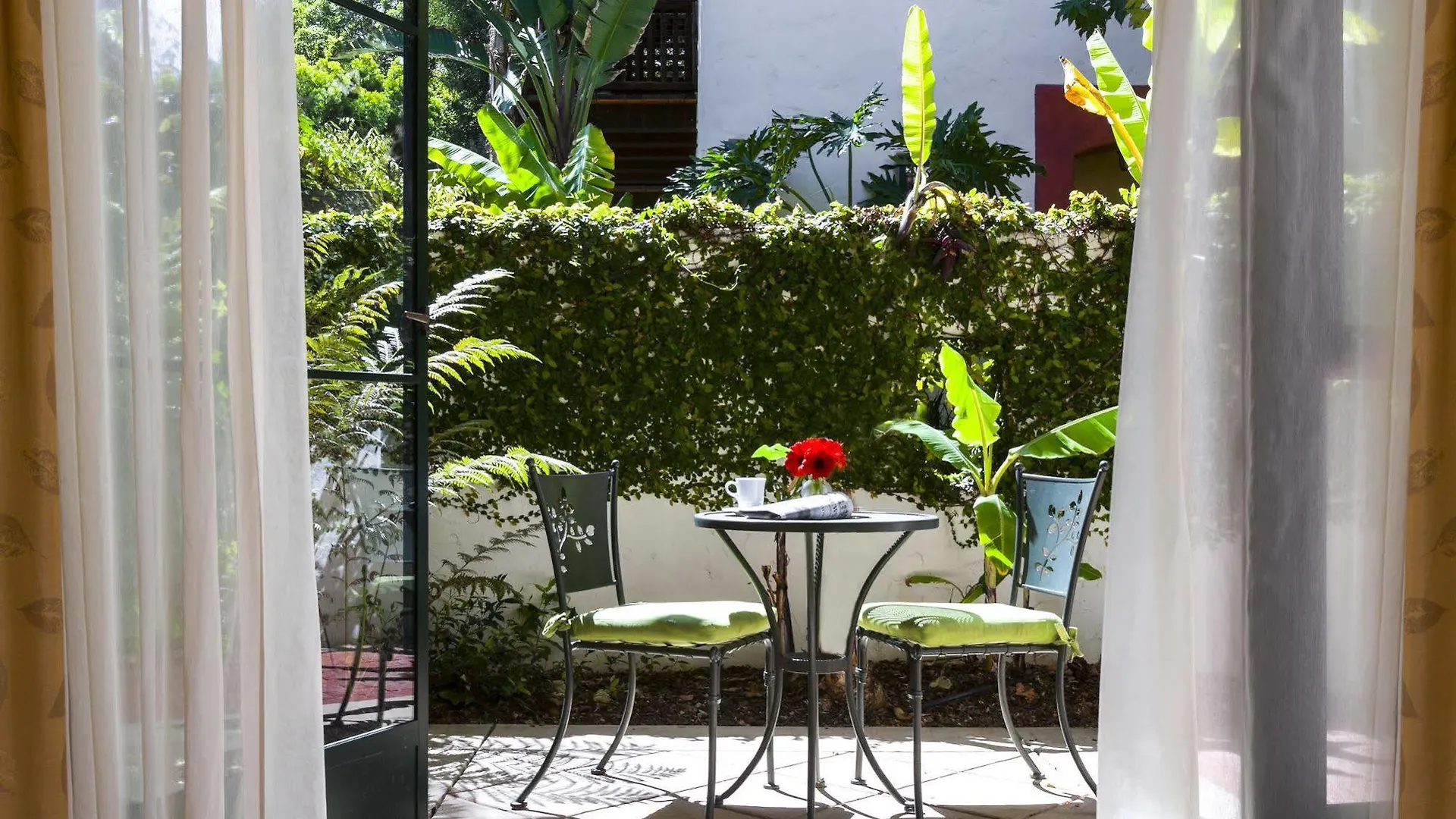 Hotell Spanish Garden Santa Barbara