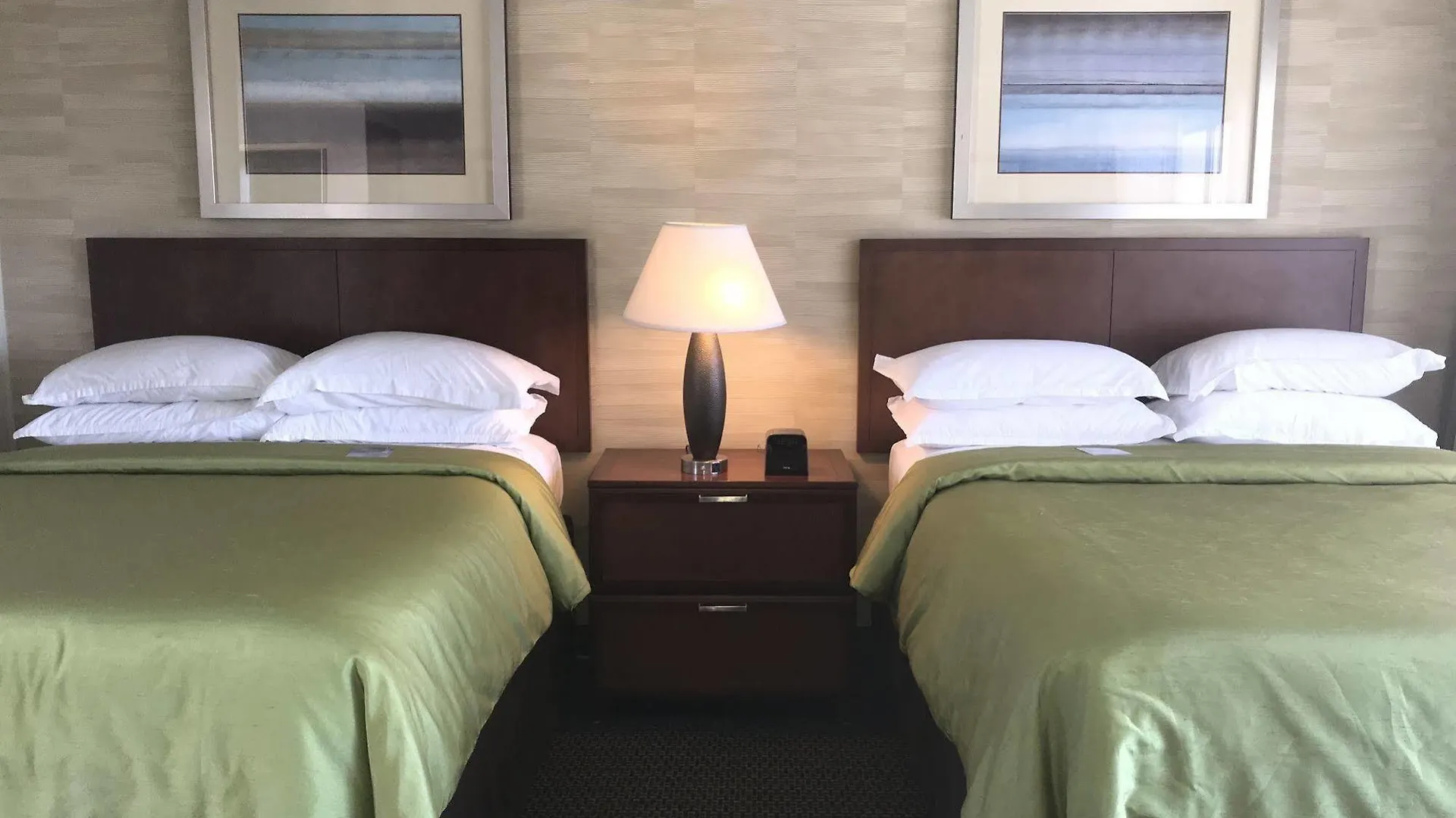 Inn West Inn, A Coast