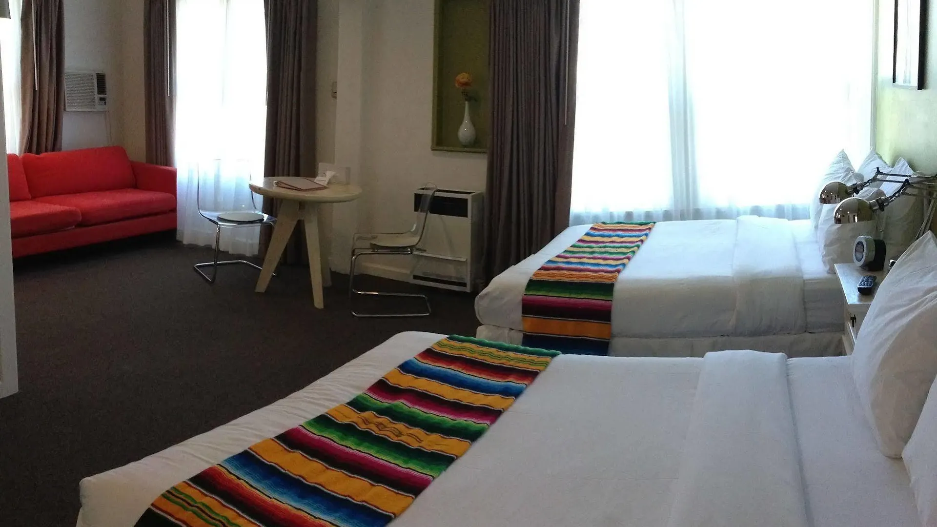 Agave Motel 3*