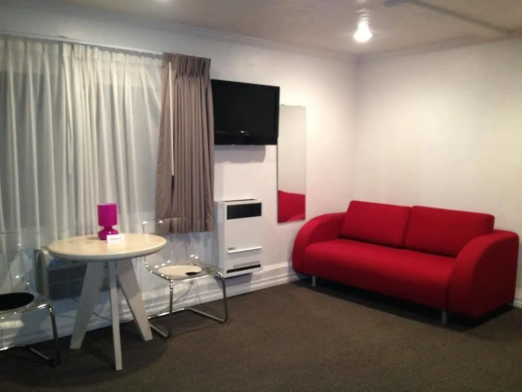 Agave Motel 3*