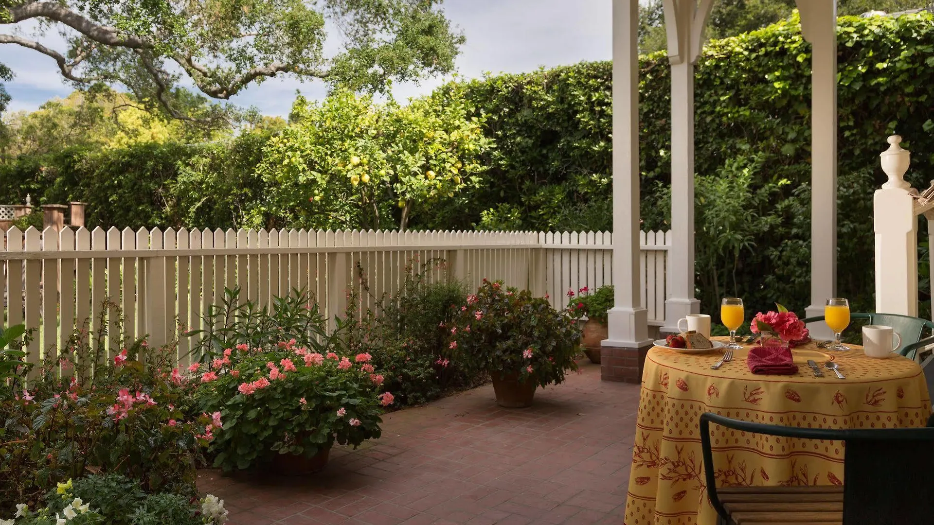 Cheshire Cat Inn&cottages Santa Barbara