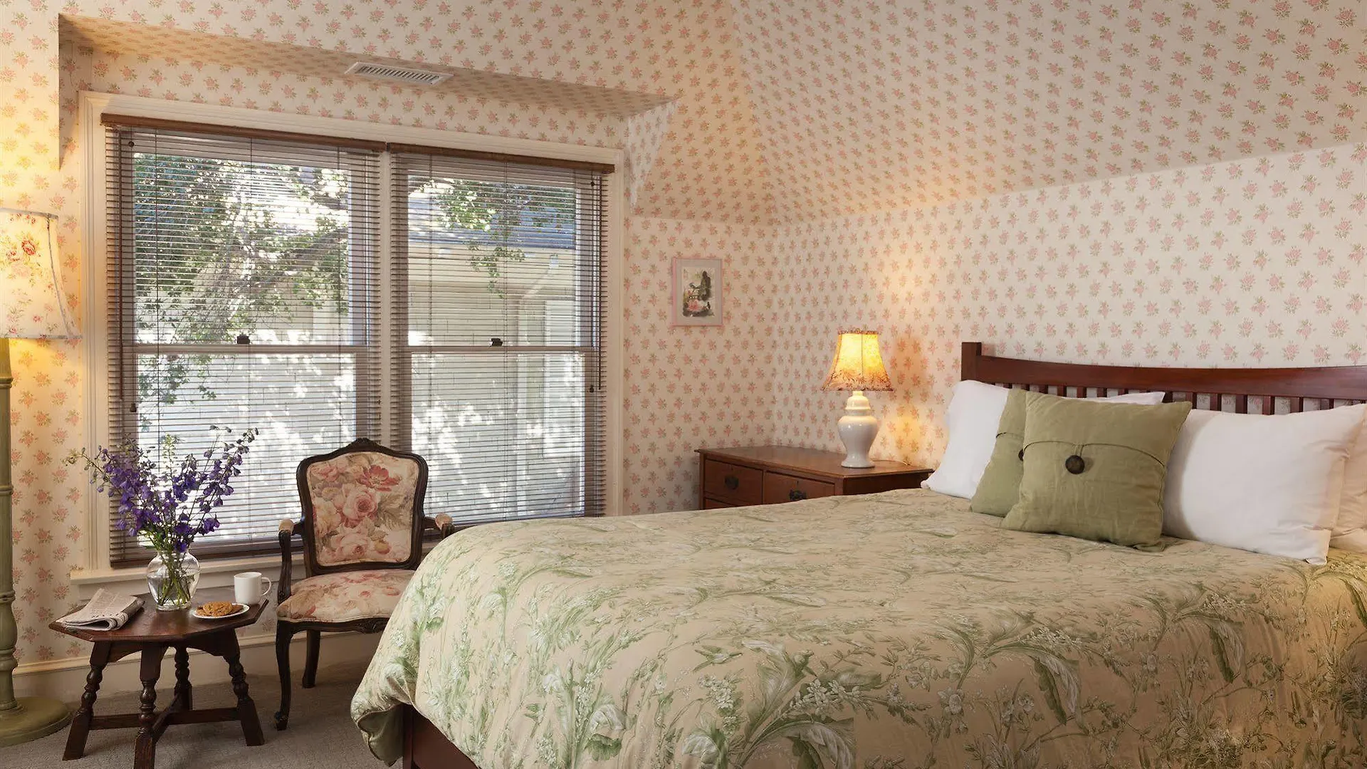 Cheshire Cat Inn&cottages Santa Barbara