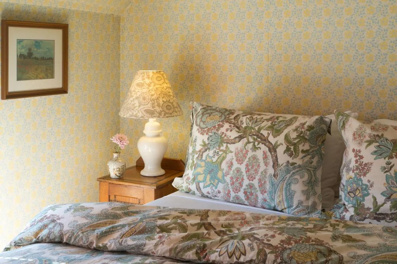 Bed & Breakfast Cheshire Cat Inn&cottages