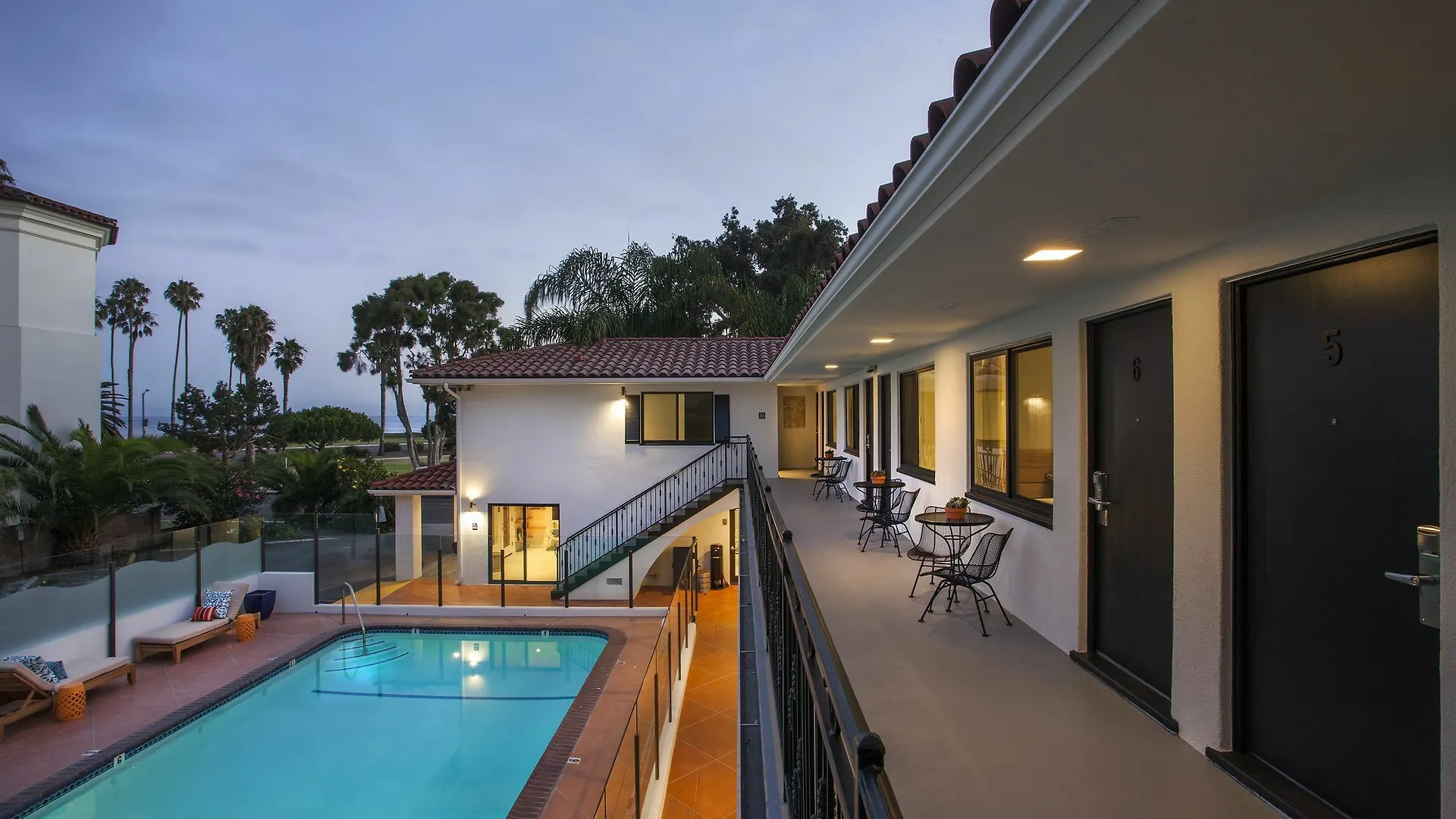 Blue Sands Inn, A Kirkwood Collection 여관 4*