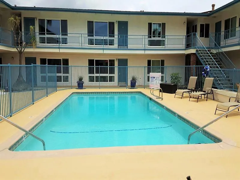 Pacific Crest Szálloda 3*