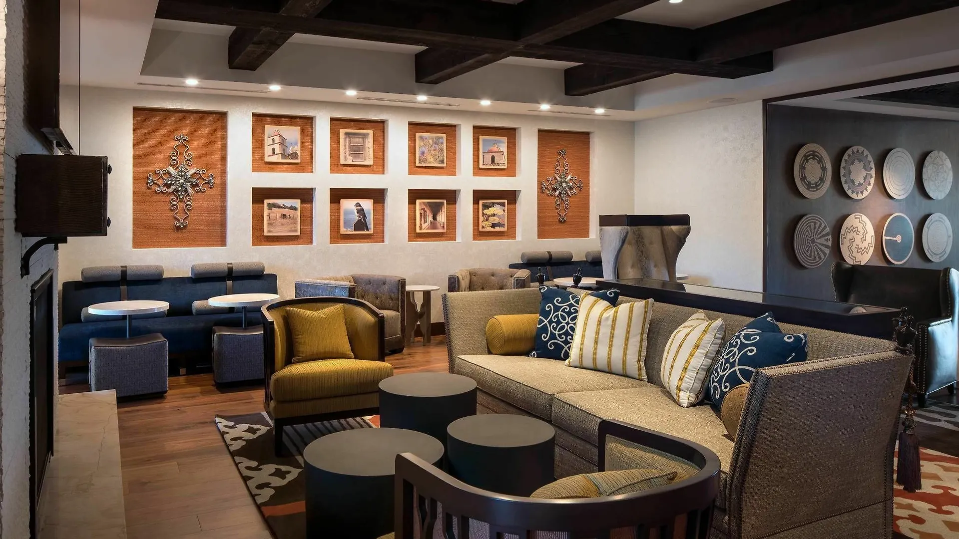 By Marriott Goleta Santa Barbara