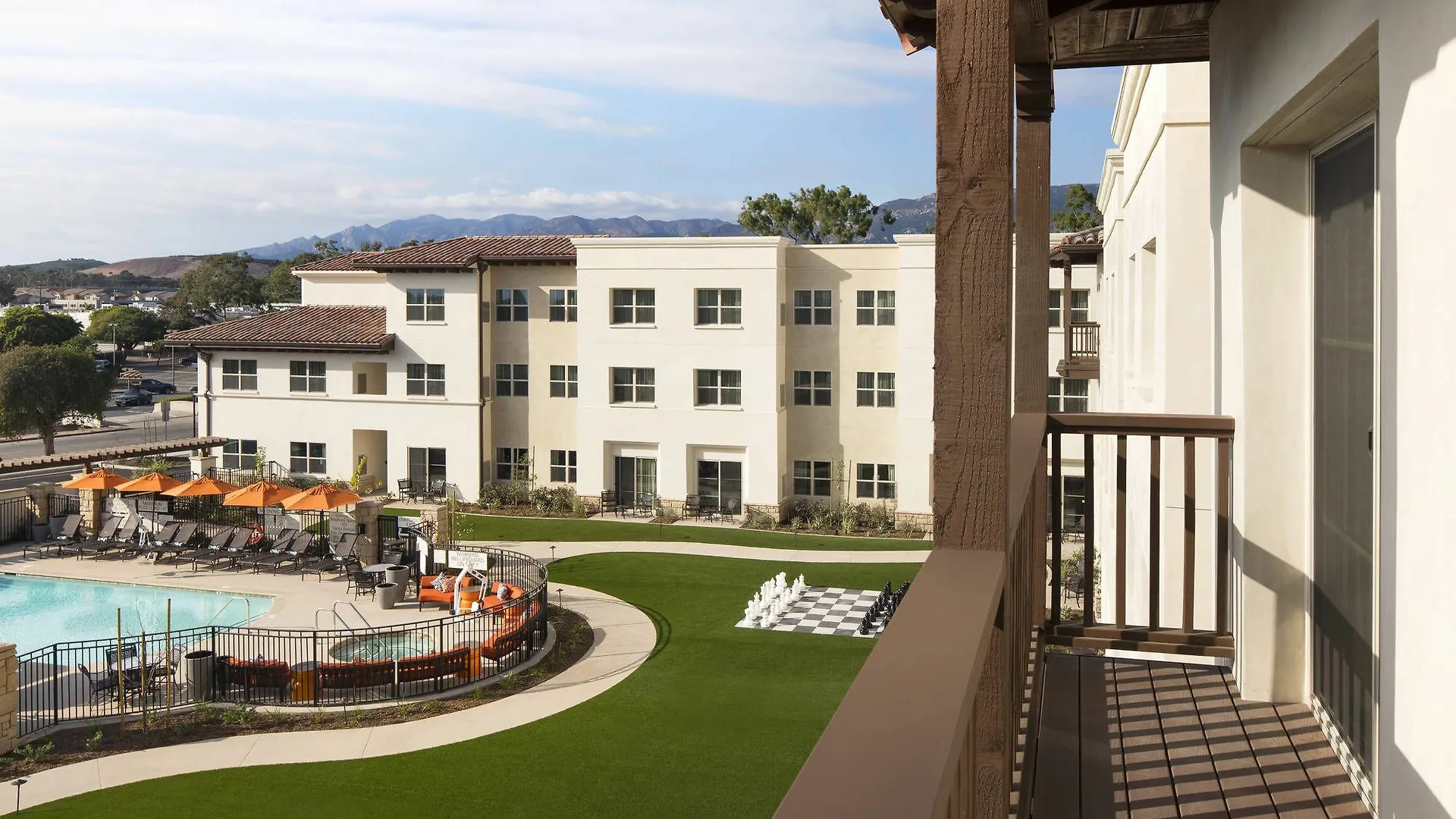 By Marriott Goleta 3* Santa Barbara