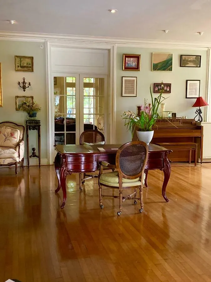 Historic Mansion In Montecito